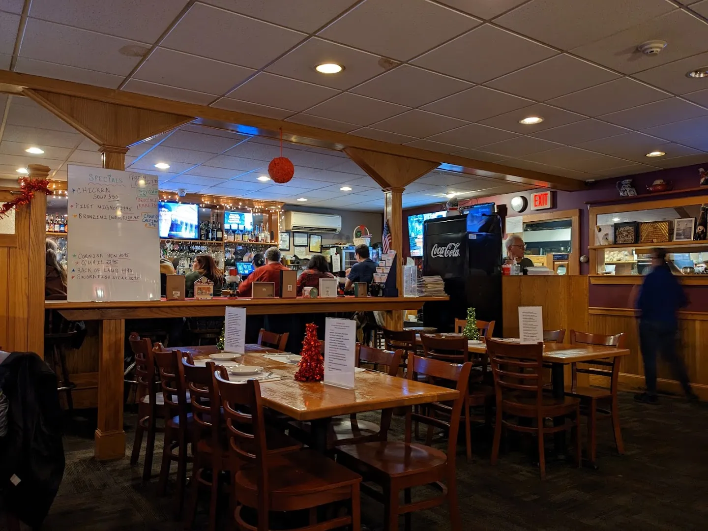 Trackside Bar & Grill